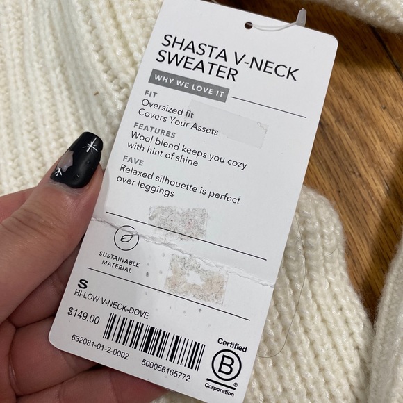 NWT Athleta Shasta V-Neck Sweater in Dove Size S - Picture 4 of 8